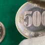 「600円の会計に1100円出す奴」について、ネットで議論に 「このほうが早く済む」「100円玉で渡せる方がありがたい」