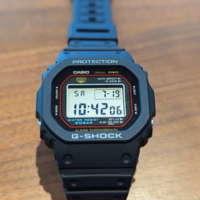 最終価格 極美品G-SHOCK トリコロール カシオーク GA-2100 11月新モデル！トリコロールで爽やかな新作カシオークが登場！11