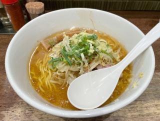 新宿「麺屋 翔 みそ処」赤みそ
