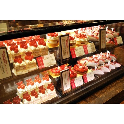 ディーンアンドデルーカ 人気ケーキを食べ比べ おすすめno 1は 今日は何食べる 全国お土産日記