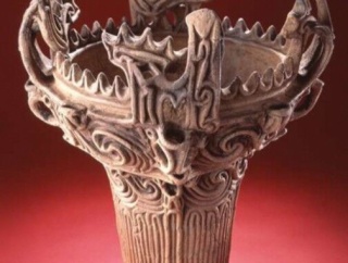 火焔土器とかいう独特なやつ