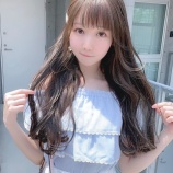 『[イコラブ] みりにゃ　美容室へ(チョコミントブルー というカラー、ブリーチしてないのにすごく綺麗な色で…髪の毛もつやんつやんになりましたっ)【大谷映美里】』の画像