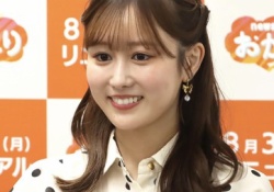 【朗報】生田絵梨花と伊藤理々杏を足したような女子アナ、かわいいと話題に