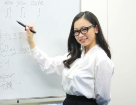 “美人すぎる演歌歌手”西田あい「自信があるのは胸」Ｉカップをアピール