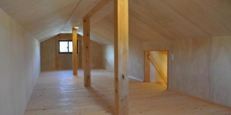 元カノが知らずにストーカーになって、隣のおっさんの天井裏に住んでいたらしい。