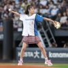プロ野球中継に人気アイドルが映り込む　インスタ全削除騒動のさなか「可愛すぎる」「無事神宮で発見」