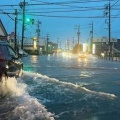 【千葉豪雨】柏市で1時間約110ミリの猛烈な雨、冠水道路で軽乗用車が『水没する』深刻な被害が発生