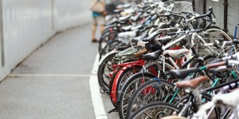 【報告者が…】高校の同級生のAが「自転車に乗れない」と言い出した。いやいや、車運転できるんだから自転車もいけるでしょ…