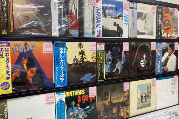 レコード洋楽 14枚(ROCK、HARDROCK、プログレ、POPS)まとめ売り レコード洋楽 14枚(ROCK、HARDROCK、プログレ、POPS)まとめ売り