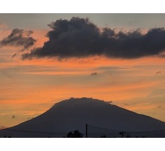 まだ暑いですが、秋の夕暮れ的な