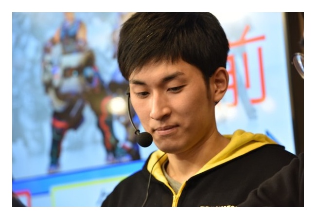大物Twitchゲーム配信者、結婚する 	