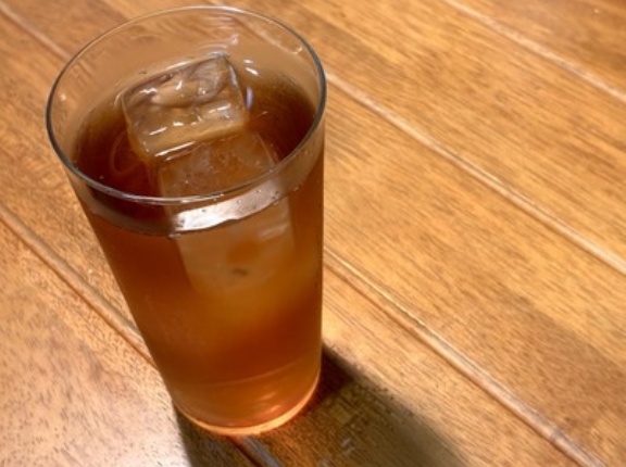 【速報】『お茶やコーヒーは水分補給にならない』説、覆される