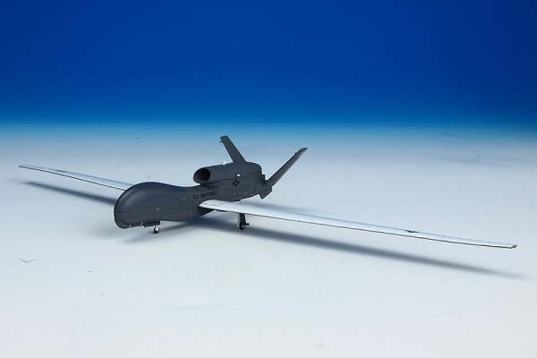 Avioni-X★美品ノースロップ・グラマンRQ-4グローバルホーク★送料無料 RQ-4B グローバルホーク (プラモデル) - ホビーサーチ