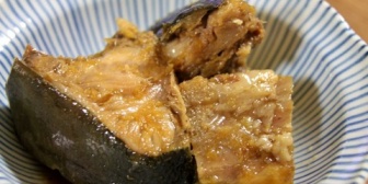 うちの嫁は安い魚のアラをよく買うけど、下処理や臭み取りがいまいちで、煮魚が生臭かったりする…