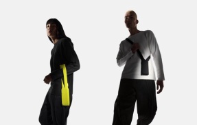 イッセイミヤケが４万円の「iPhoneポケット」を発売ｗｗｗｗｗ