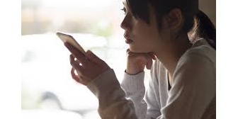 メールの返信が遅かったり、文章が短文だったりするとご立腹になる年上の友達。職場の愚痴メールをそれとなく返信したら…
