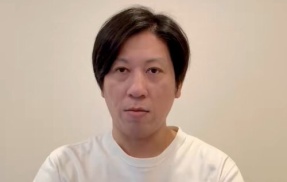 【悲報】女体シャンパンタワーの坂井秀人さん、突然ポエムを垂れ流したりおじさん構文で1日泊めてくれる女性を探しはじめたりやりたい放題