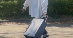 もう戻れない…35L大容量の保冷ショッピングカートが便利すぎた［PR］
