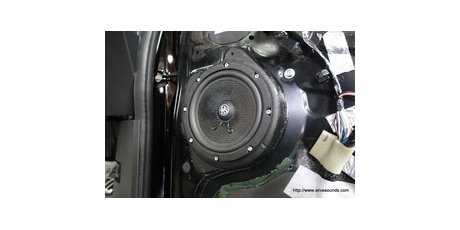 カーオーディオとデッドニングの専門店 Alive Sound Factory Delica D5