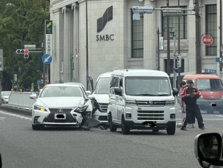 【現場の状況】#交通情報 大須通り 愛知県名古屋市中区上前津交差点付近 複数台からむ多重事故で規制渋滞4月22日 #愛知 #名古屋 #上前津