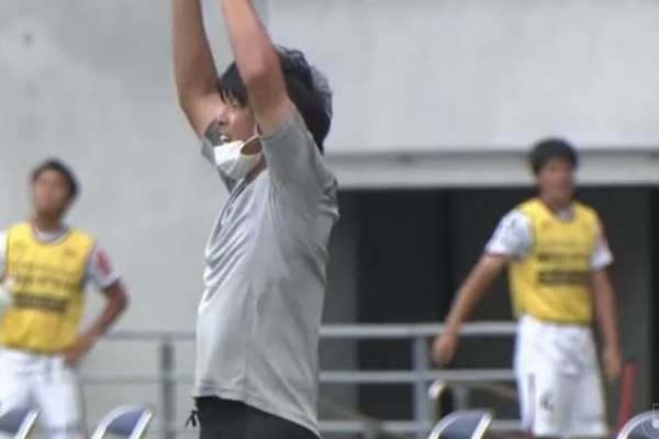 ファジアーノ岡山 あと1年 有馬ファジが見たかった 有馬賢二監督の今季限りでの退任を発表 就任3年目 現在j2で14勝14分12敗 ｊ２サッカー通信
