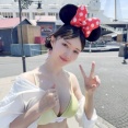 ちょっと薄着でディズニーに行っただけの女性、なぜかメチャクチャ叩かれてしまう
