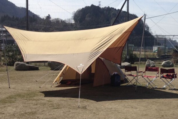 ヘキサタープ レクタタープのポールの長さ 何センチのポール選べば良いのか解説します ナマケモノキャンパー 通称ぽっけ