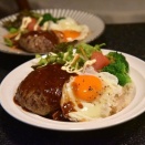 3月はロコモコ丼