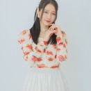 【絆】谷本安美さんより、卒業した羽賀朱音さんへ。「あかねちんのまっすぐで綺麗な足が大好き！」