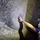 11万匹以上の蜘蛛が住む、世界最大のクモの巣。ギリシャとアルバニアの国境で発見される