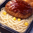 お弁当のハンバーグの下の白い謎のスパゲッティすき部🍝