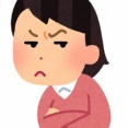 知人女が親子丼頼んでおきながらダイエット中とかで鶏肉をセットの味噌汁のフタに除け私のトマト系パスタの皿にドサッ