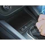 『VW ノンスモーカートレイ(Golf5/Jetta) の取り付け』の画像