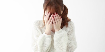 前から私の勤務先等の個人情報とかを話す家族。最近も話してほしくなかったことを話されたので、「もう話さないね」と言ったら泣かれた…