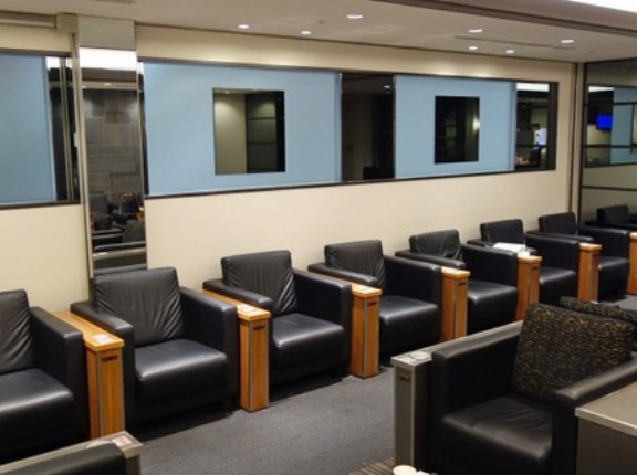 一泊２日の旅行だったけど空港のラウンジ3回使ったｗｗｗｗｗｗｗ