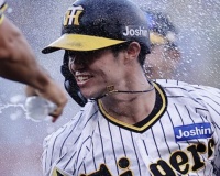 中野拓夢「WAR4.2」←これ適正年俸3億円程度なんだが他球団ファンから叩かれてるよな