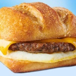 『【朗報】スタバが人工肉サンドイッチを発売！採用されたバイオテックImpossible Meatとは。』の画像