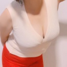 【堺東メンズエステ】リピート率が高い実力派・初音（41）技術で選ばれる大人の癒し