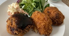 ◎メンチカツ＋カニクリームコロッケ◎