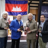 『国際見本市　最終日』の画像