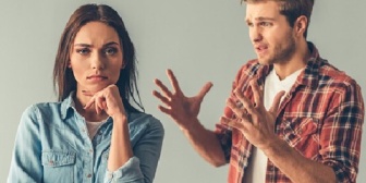 お金を渡したにもかかわらず忘れてしまう彼…「嘘、貰ったっけ？」という言葉聞いてモヤモヤしてる…