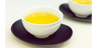 初めて彼女の家行ったらお茶も出してくれなかったんだが。お茶出すのくらい常識じゃないか？