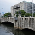 大阪市役所と日本銀行大阪支店（中之島）