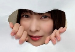 【画像】こちらがシャイニング絢音、でこっちがシャイニング葉月