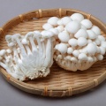暑い夏の日の雪化粧パート２　白いキノコのクリームスパゲッティ