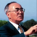 昭和から平成時代の考古学者 網干善教の命日