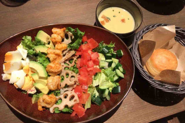 趣味の為に生きて行く 野菜 サラダ デリカテッセン