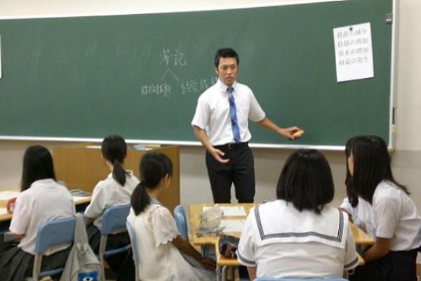 大商学園高等学校 Newsアーカイブ 14年08月