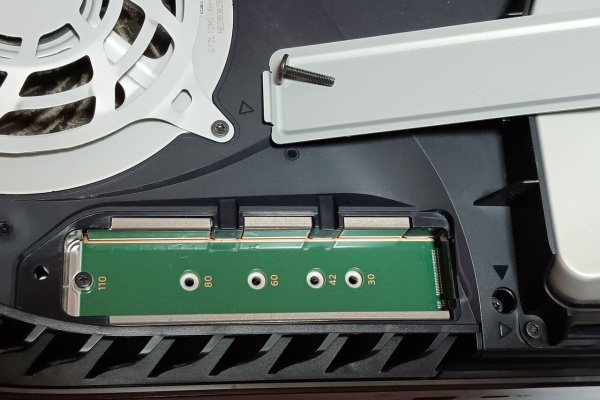 ps4pro(FF15内蔵)、ウィッチャー3 ブラッドボーン攻略 狩人の悪夢