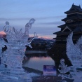 寒い時期の氷彫フェスティバル、仁科町射隊は大型農耕馬。